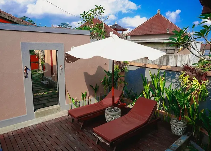 Pulasari With Private Pool فيلة