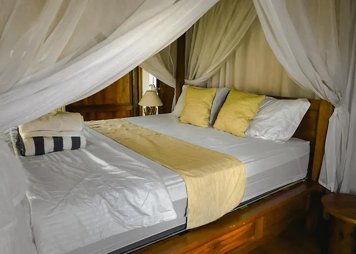 Pulasari With Private Pool فيلة *